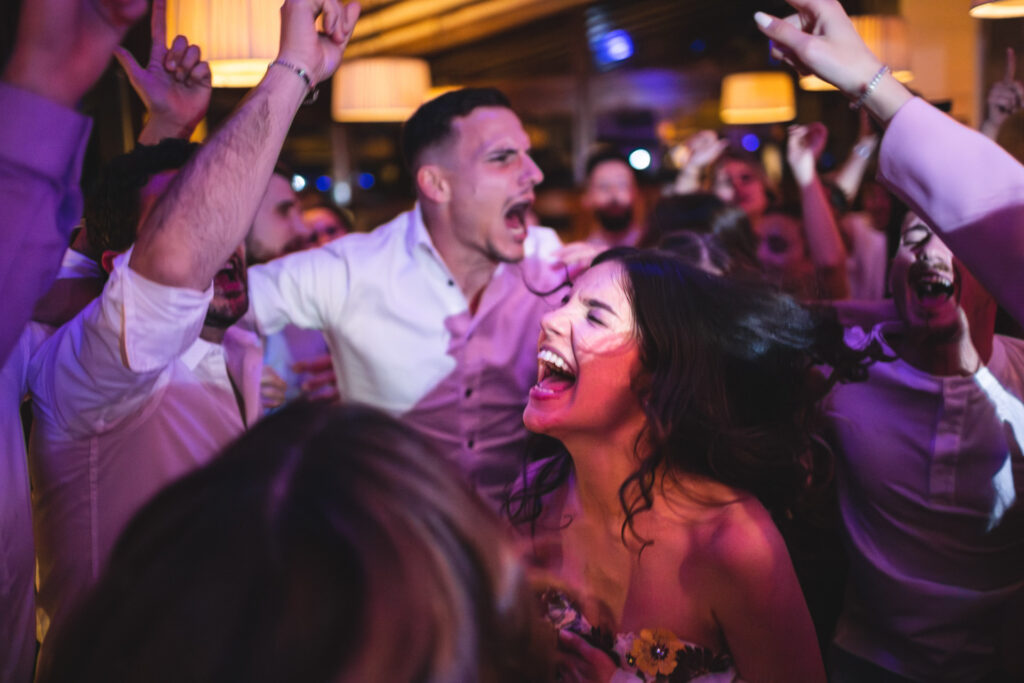 Reportage fotografico festeggiamenti matrimonio al Grotto da Enzo a Tegna